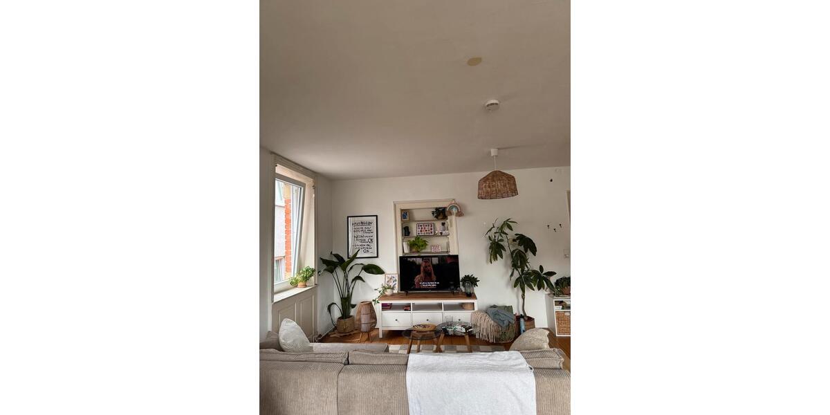 Dachgeschoßwohnung Ludwigsburg - 5 Zimmer, 144 m&sup2;, 470&euro; | Angebot:27625118