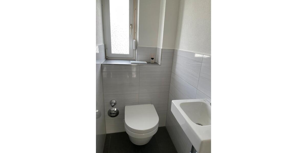 Etagenwohnung Böblingen - 4 Zimmer, 80 m&sup2;, 1.550&euro; | Angebot:26409986
