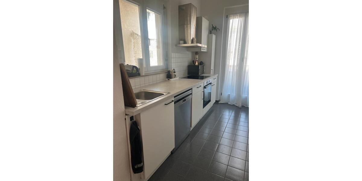 Dachgeschoßwohnung Esslingen am Neckar Hegensberg - 3 Zimmer, 90 m&sup2;, 1.260&euro; | Angebot:27587403