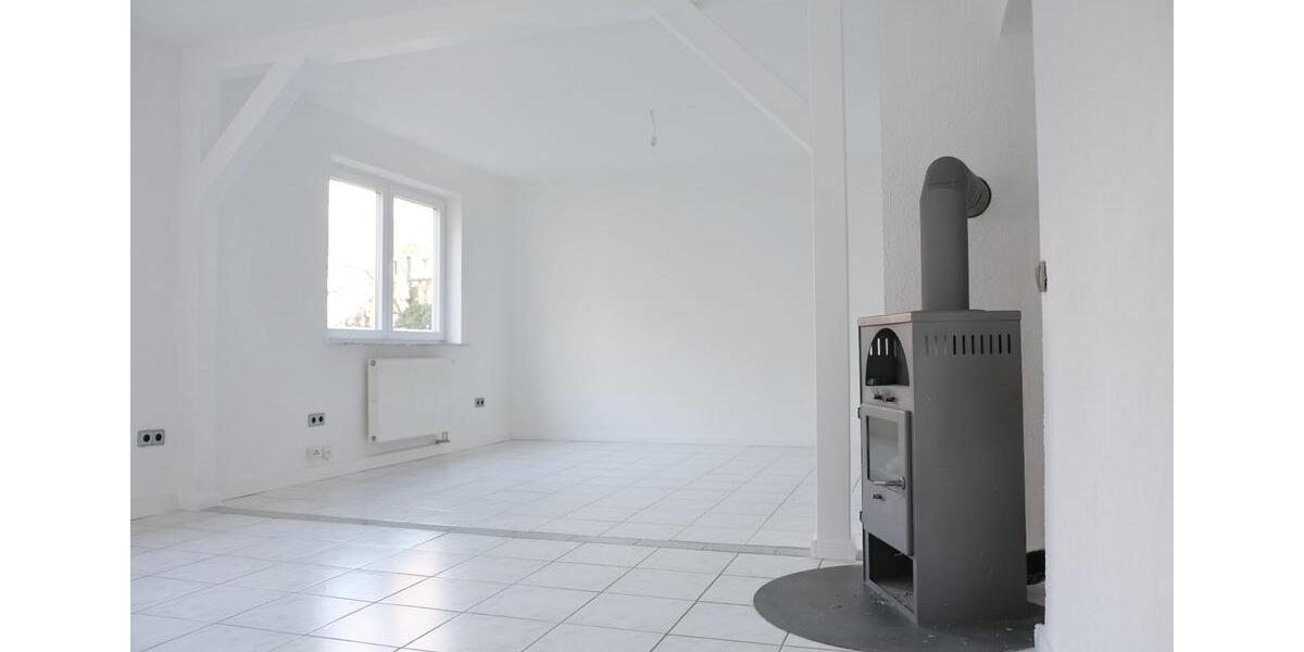 Etagenwohnung Pforzheim Dillweißenstein - 2 Zimmer, 67 m&sup2;, 249.000&euro; | Angebot:25843720