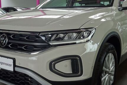 VW T-Roc 97.181 km 21.649 &euro; Holzgerlingen bei Stuttgart 71088