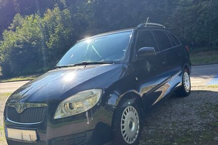 Skoda Fabia 156.000 km 2.700 € Neustetten 72149