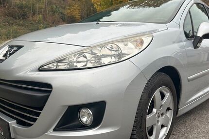 Peugeot 207 164.000 km 2.799 € Altensteig 72213
