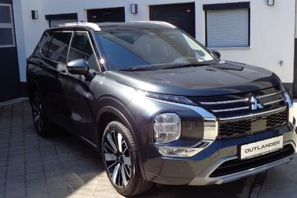 Mitsubishi Outlander 1.900 km 48.690 &euro; Gerlingen 70839
