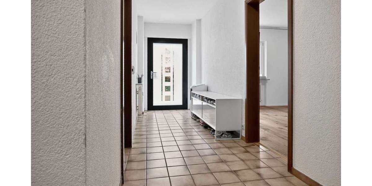 Stuttgarts grüne Bestlage: Exklusive 3,5-Zimmer mit Traumterrasse - Terrassenwohnung Stuttgart Dachswald | Angebot:27111941