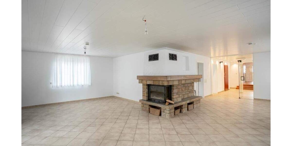 Etagenwohnung Fellbach - 5 Zimmer, 177 m&sup2;, 695.000&euro; | Angebot:21281857