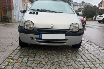 Renault Twingo 131.000 km 2.100 € Esslingen 73734