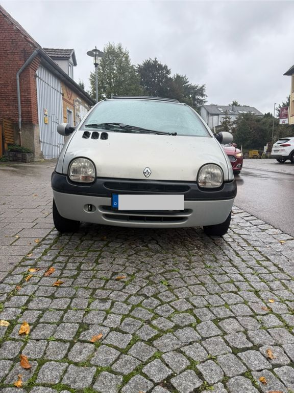 Renault Twingo 131.000 km 2.100 € Esslingen 73734