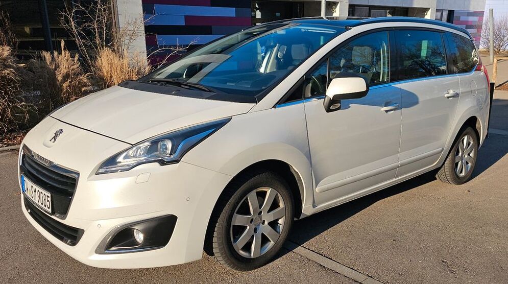 Peugeot 5008 146.000 km 9.900 € Nagold 72202
