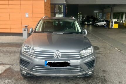 VW Touareg 230.000 km 15.300 &euro; Stuttgart 70182