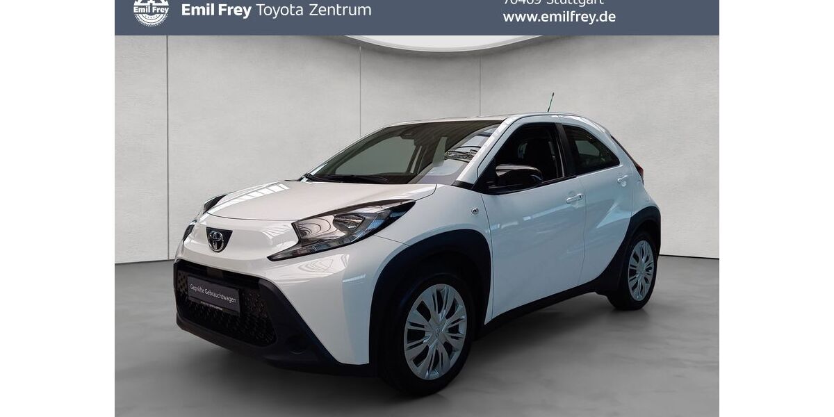 Toyota Aygo (X) 50.600 km 11.450 &euro; Stuttgart 70469