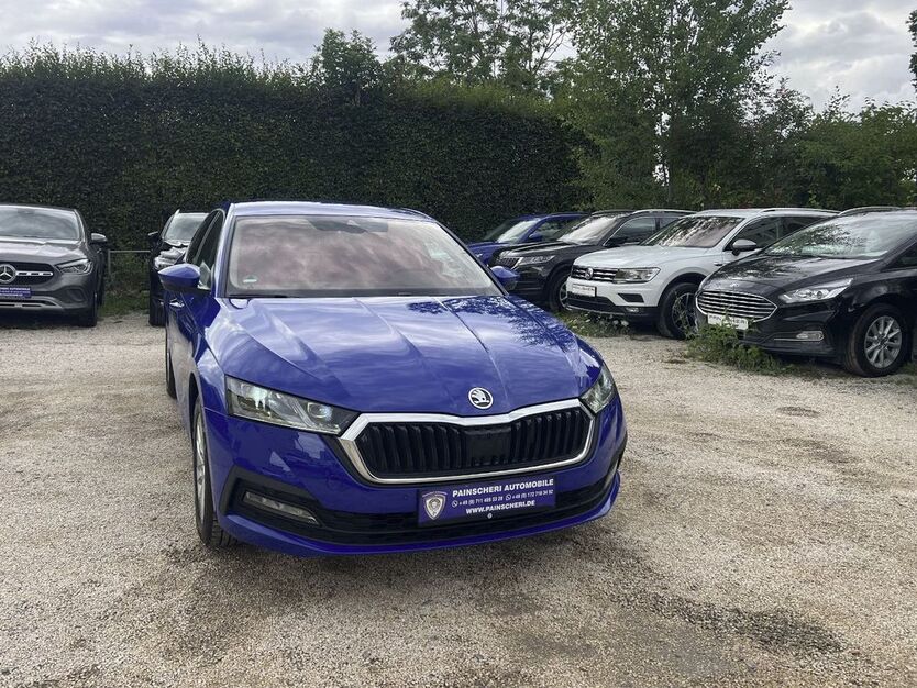 Skoda Octavia 130.000 km 18.499 € Stuttgart 70567