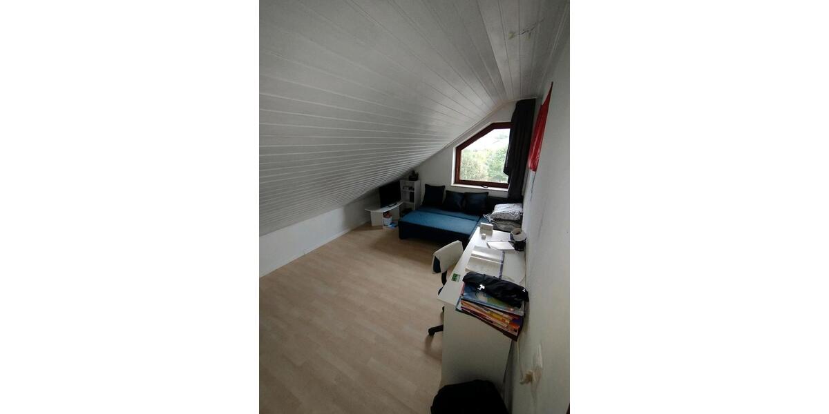 Doppelhaushälfte Wiernsheim - 5 Zimmer, 120 m&sup2;, 1.250&euro; | Angebot:27617807