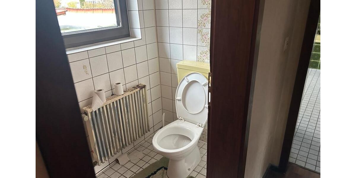 Etagenwohnung Ammerbuch - 5 Zimmer, 140 m&sup2;, 1.000&euro; | Angebot:24299498