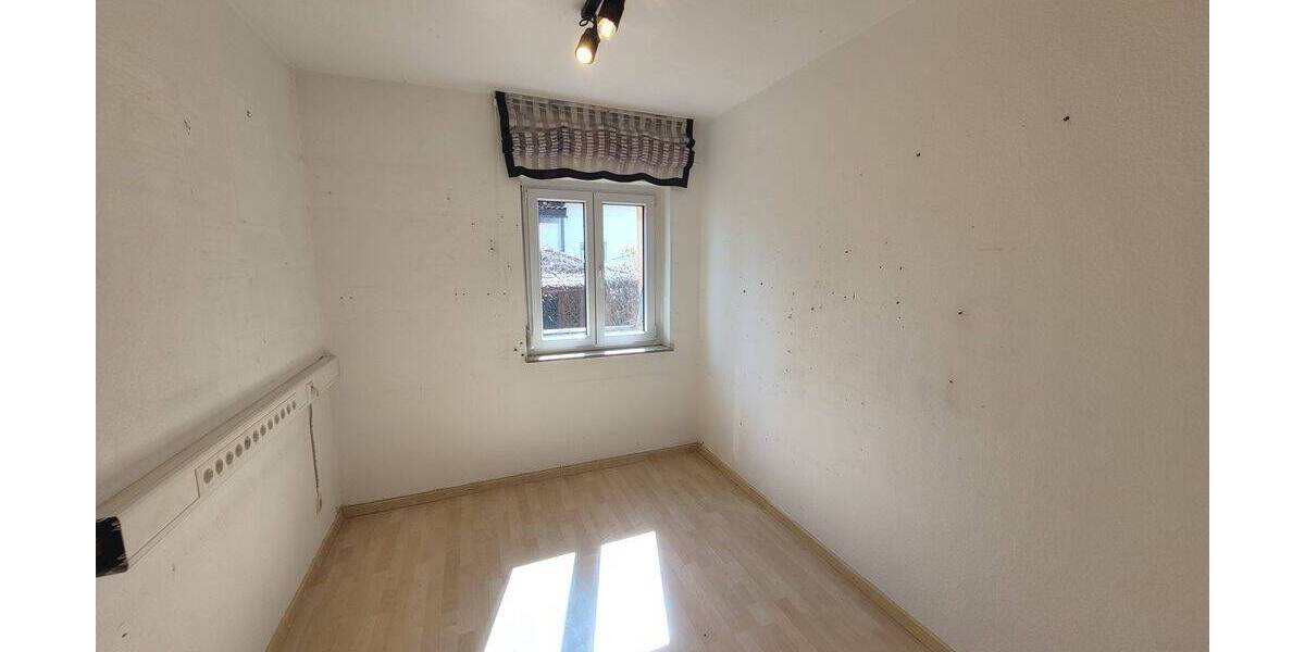 Mehrfamilienhaus, Wohnhaus Waiblingen Hegnach - 400.000&euro; | Angebot:26258665