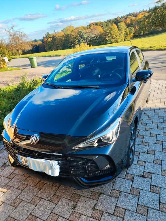 MG 3 5.500 km 16.999 € Schömberg 75328