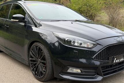 Ford Focus 205.000 km 6.999 &euro; Tübingen 72074