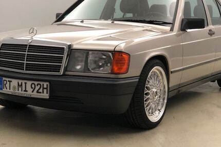 Mercedes-Benz 190 95.000 km 11.999 € Metzingen 72555