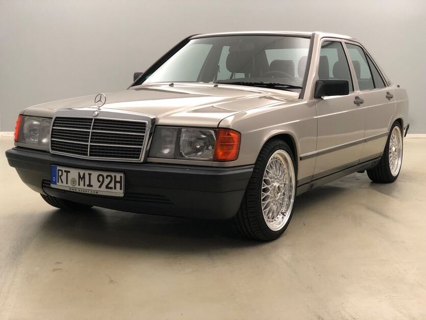 Mercedes-Benz 190 95.000 km 11.999 € Metzingen 72555