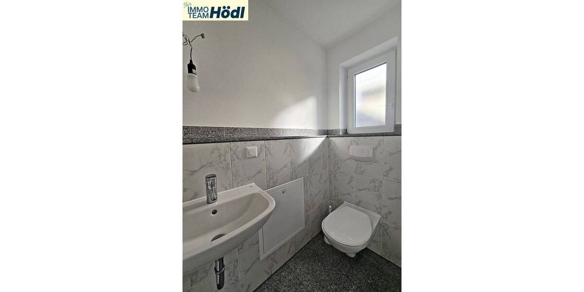 Reihenendhaus Reutlingen Innenstadt - 5 Zimmer, 112 m&sup2;, 1.600&euro; | Angebot:26543131