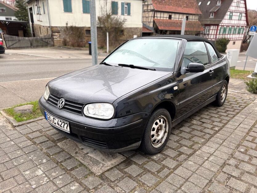 VW Golf 280.000 km 949 € Leonberg 71229