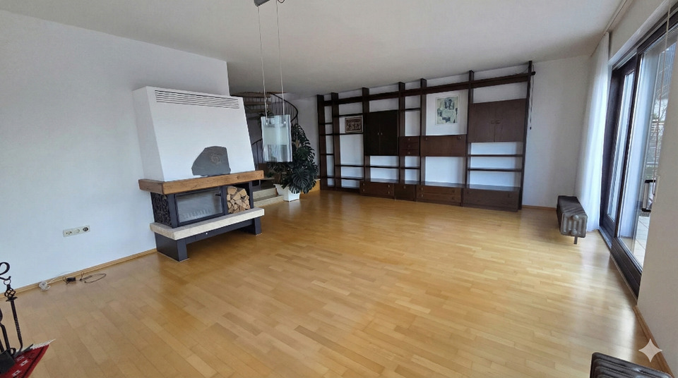Doppelhaushälfte Gerlingen - 4.5 Zimmer, 141 m&sup2;, 2.200&euro; | Angebot:25084802