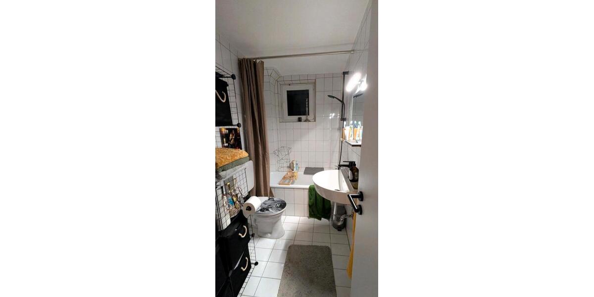 Etagenwohnung Reutlingen Orschel-Hagen - 3 Zimmer, 60 m&sup2;, 1.000&euro; | Angebot:27597245