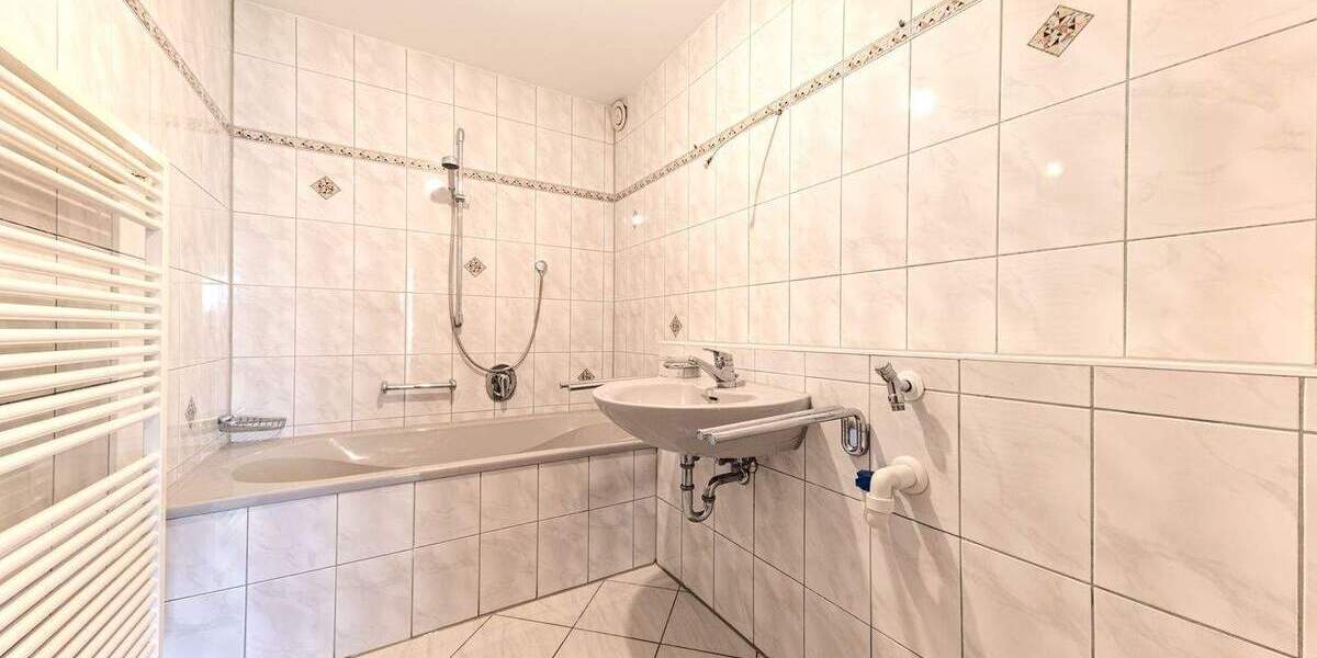 Etagenwohnung Gärtringen - 4 Zimmer, 104 m&sup2;, 319.000&euro; | Angebot:25694986
