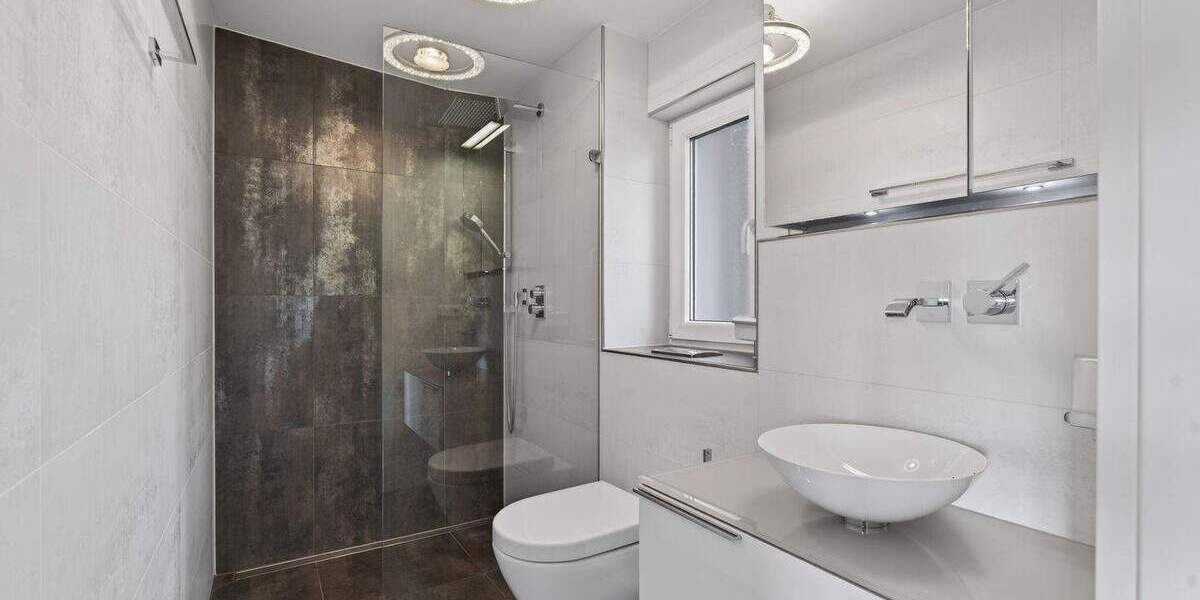 Reihenmittelhaus Stuttgart Zuffenhausen - 4 Zimmer, 132 m&sup2;, 714.000&euro; | Angebot:24738225