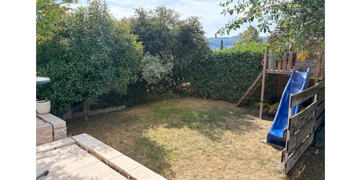 Einfamilienhaus Leonberg - 5 Zimmer, 165 m&sup2;, 2.700&euro; | Angebot:27617746
