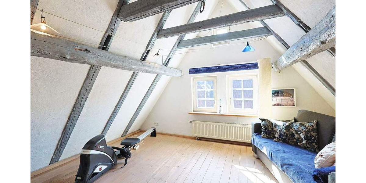 Doppelhaushälfte Ehningen - 4 Zimmer, 135 m&sup2;, 1.755&euro; | Angebot:25603660