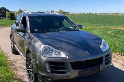 Porsche Cayenne 215.700 km 10.890 &euro; Leonberg 71229