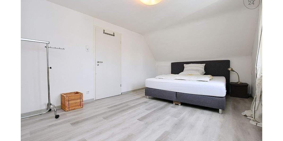 Etagenwohnung Stuttgart Zuffenhausen - 2 Zimmer, 53 m&sup2;, 1.325&euro; | Angebot:23970096