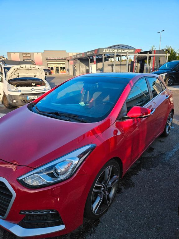 Hyundai i30 99.800 km 10.000 € Stuttgart 70190