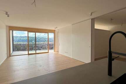 Wohnung Esslingen am Neckar - 2 Zimmer, 88 m&sup2;, 2.075&euro; | Angebot:26731267