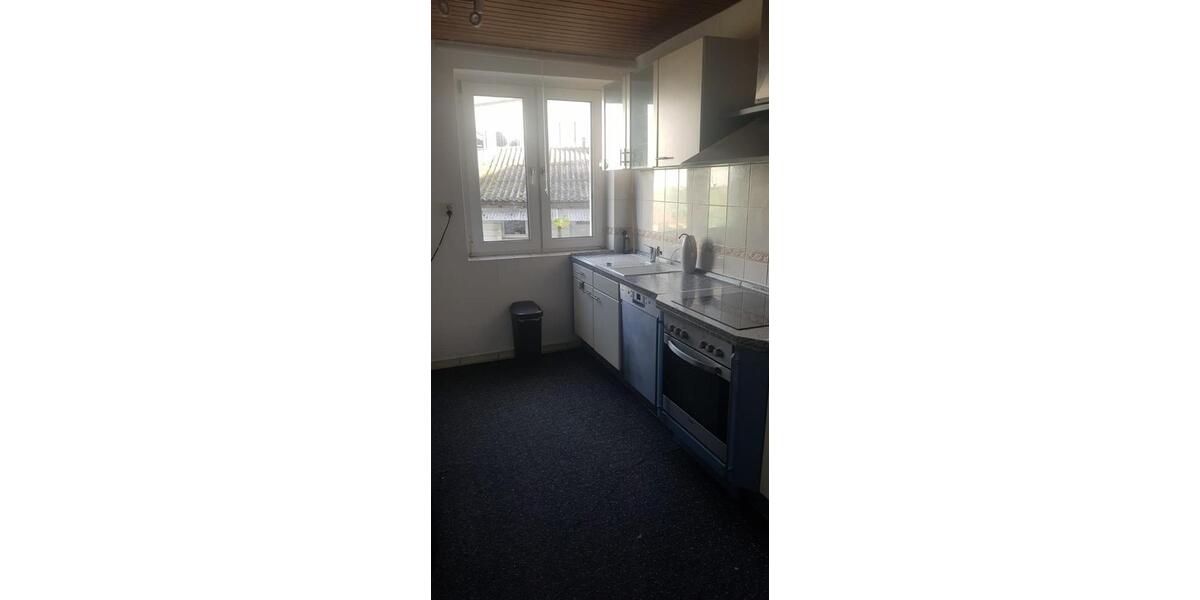 Etagenwohnung Pforzheim - 4 Zimmer, 97 m&sup2;, 1.150&euro; | Angebot:26464764