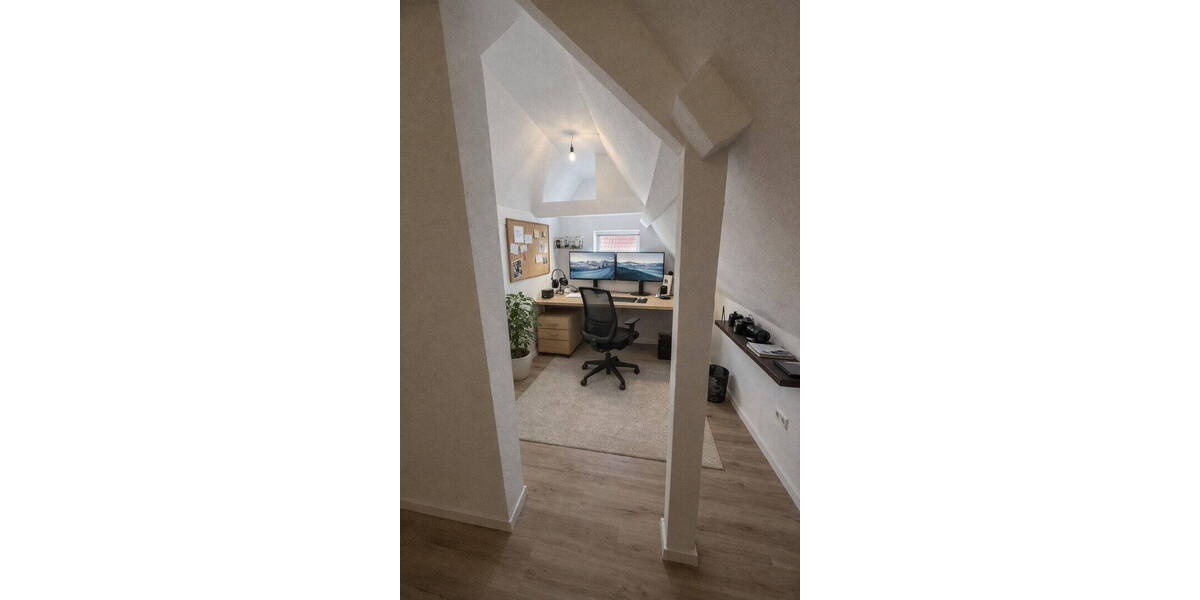 Doppelhaushälfte Nürtingen Neckarhausen - 8 Zimmer, 135 m&sup2;, 475.000&euro; | Angebot:26290170