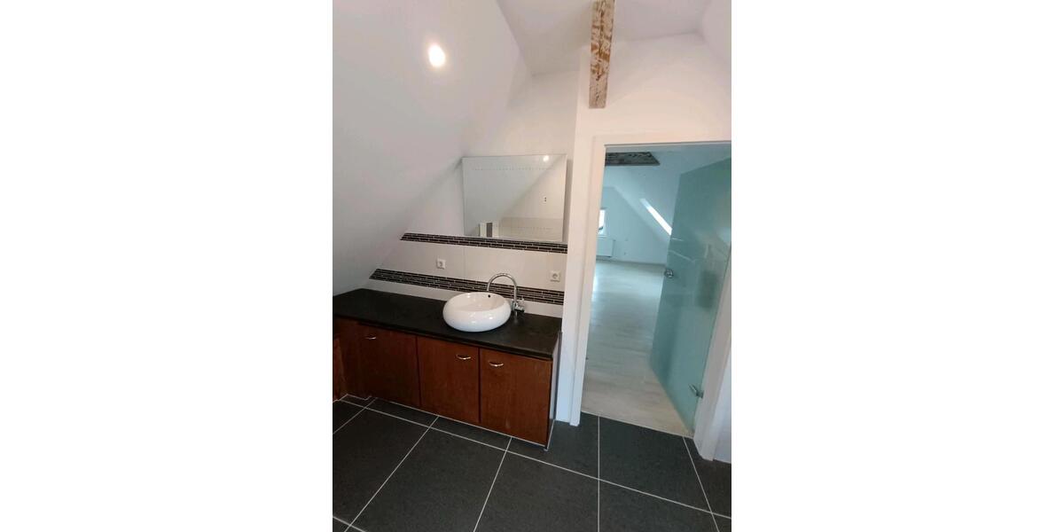 Maisonettenwohnung Esslingen am Neckar Brühl - 3 Zimmer, 106 m&sup2;, 1.450&euro; | Angebot:24661579