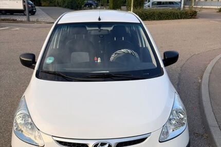 Hyundai i10 28.500 km 3.600 &euro; Ditzingen 71254