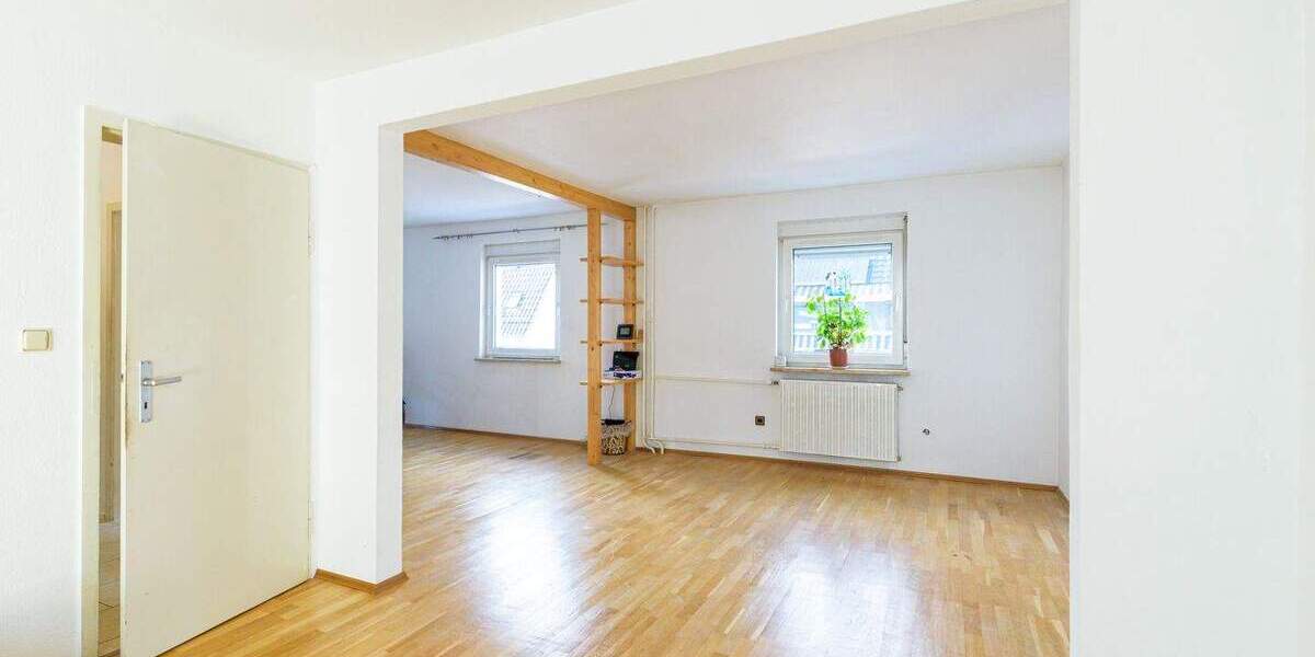 Doppelhaushälfte Pforzheim Huchenfeld - 6 Zimmer, 124 m&sup2;, 389.000&euro; | Angebot:23851785