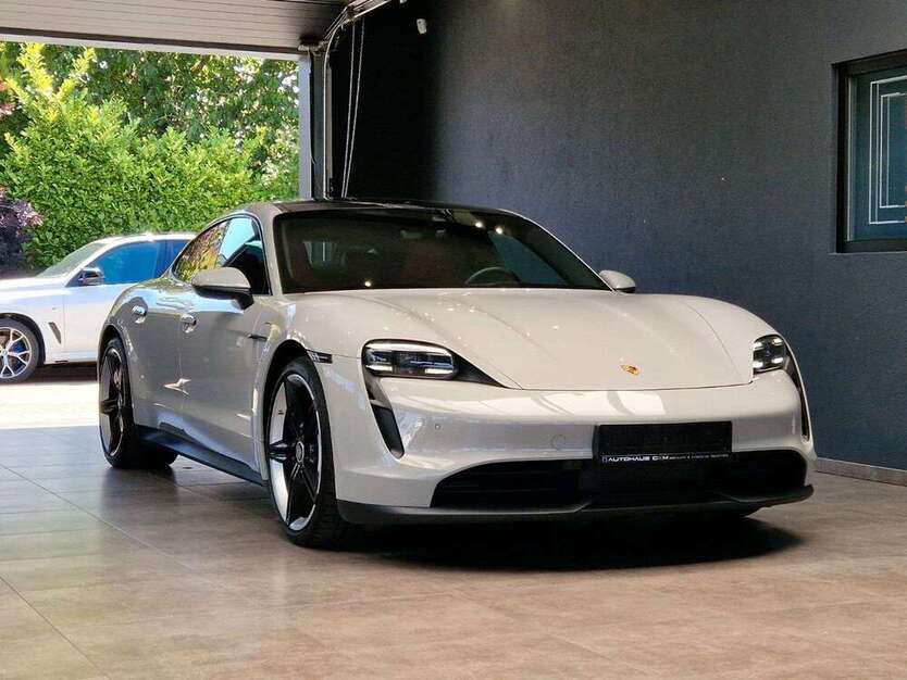 Porsche Taycan 69.000 km 57.999 € Gäufelden 71126