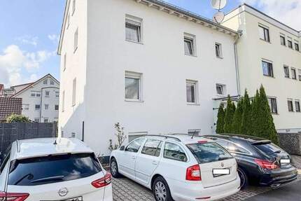 Modernisiertes 4-Familienhaus fußläufig zur S-Bahn 1 zimmer