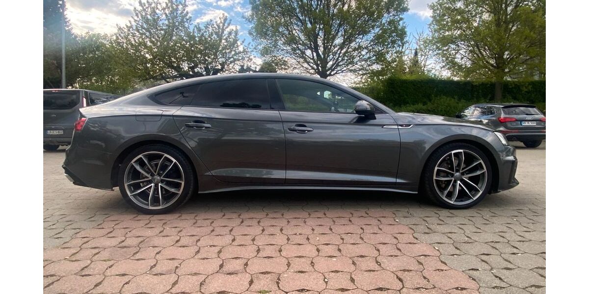 Audi A5 98.000 km 29.000 &euro; Stuttgart 70437