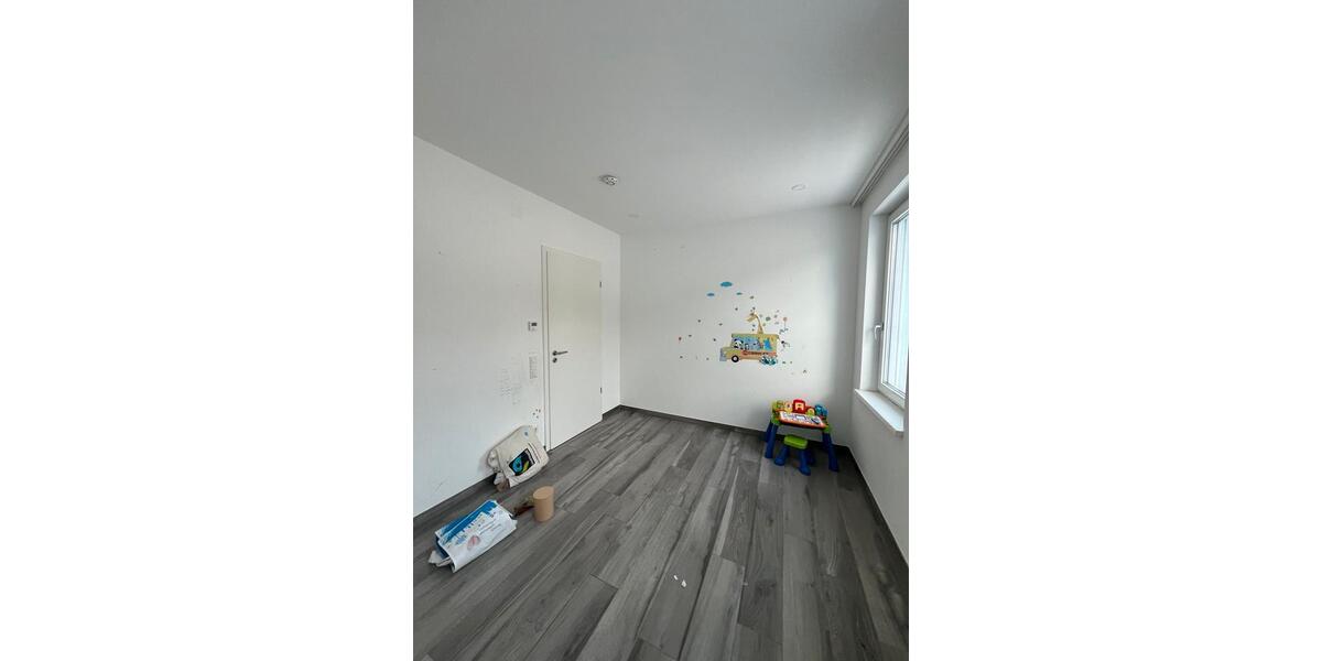 Dachgeschoßwohnung Pforzheim Büchenbronn - 3 Zimmer, 107 m&sup2;, 390.000&euro; | Angebot:24355266