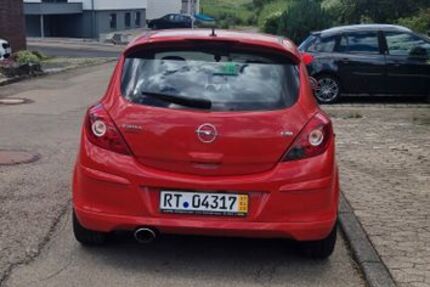 Opel Corsa 169.000 km 2.900 &euro; Metzingen 72555