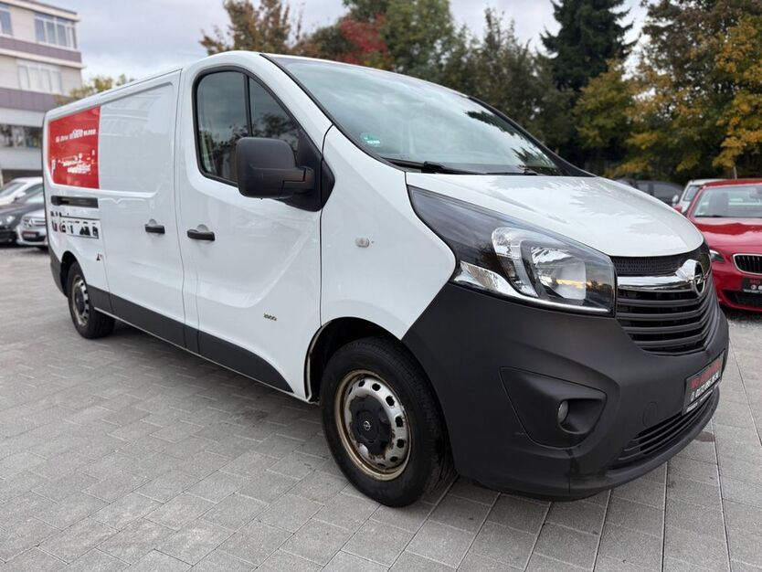 Opel Vivaro 229.980 km 7.400 € Fellbach 70736