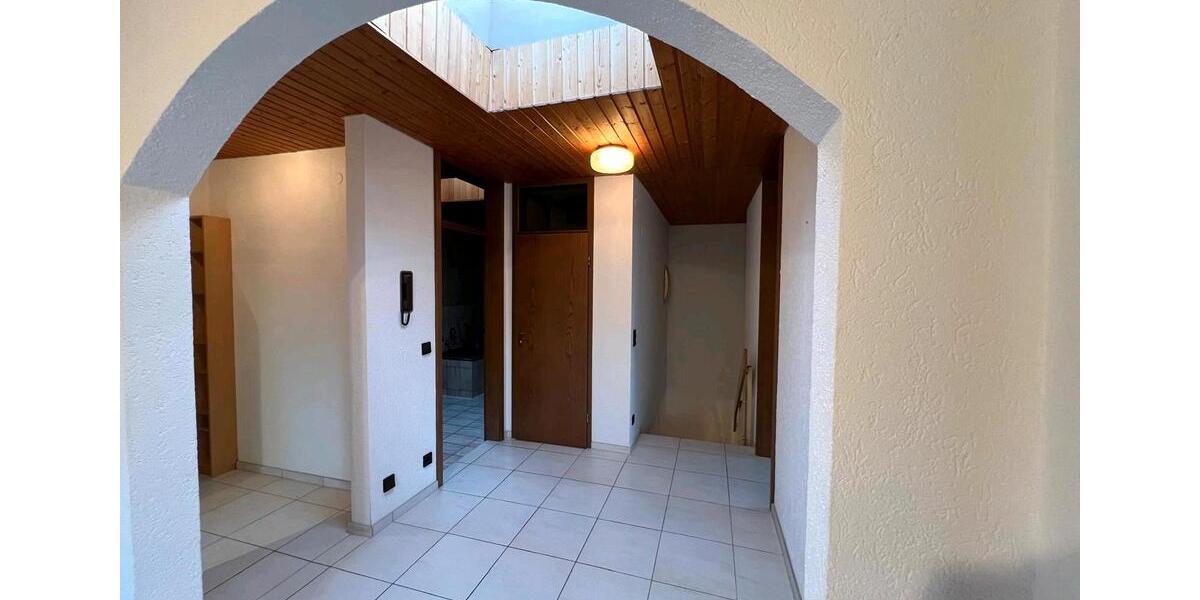 Doppelhaushälfte Böblingen - 6.5 Zimmer, 192 m&sup2;, 739.000&euro; | Angebot:27165419