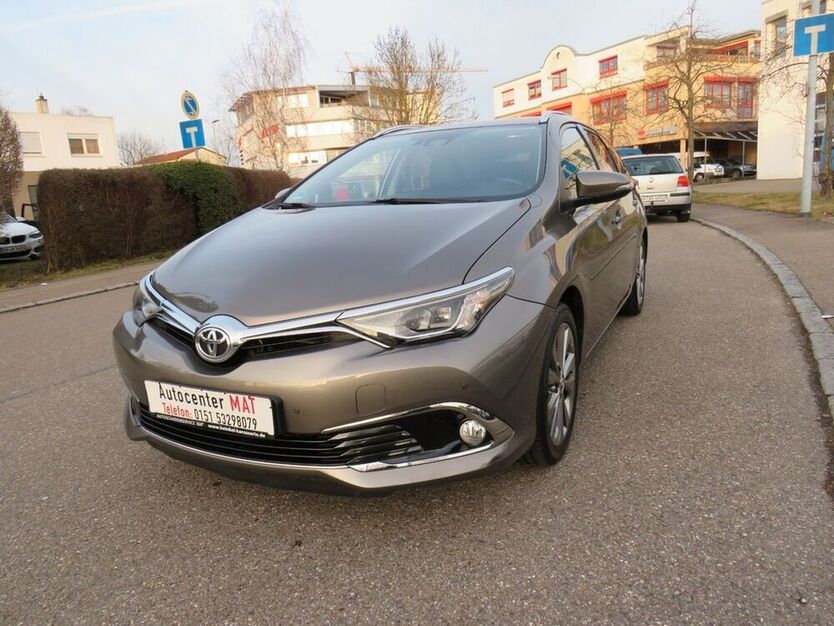 Auris