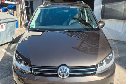 VW Sharan 108.784 km 21.400 &euro; Stuttgart 70329