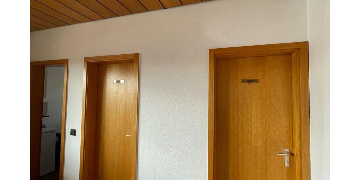 Funktionale Büro- oder Praxisfläche in Nürtingen - Gewerbeobjekt Nürtingen Neckarhausen | Angebot:27608203